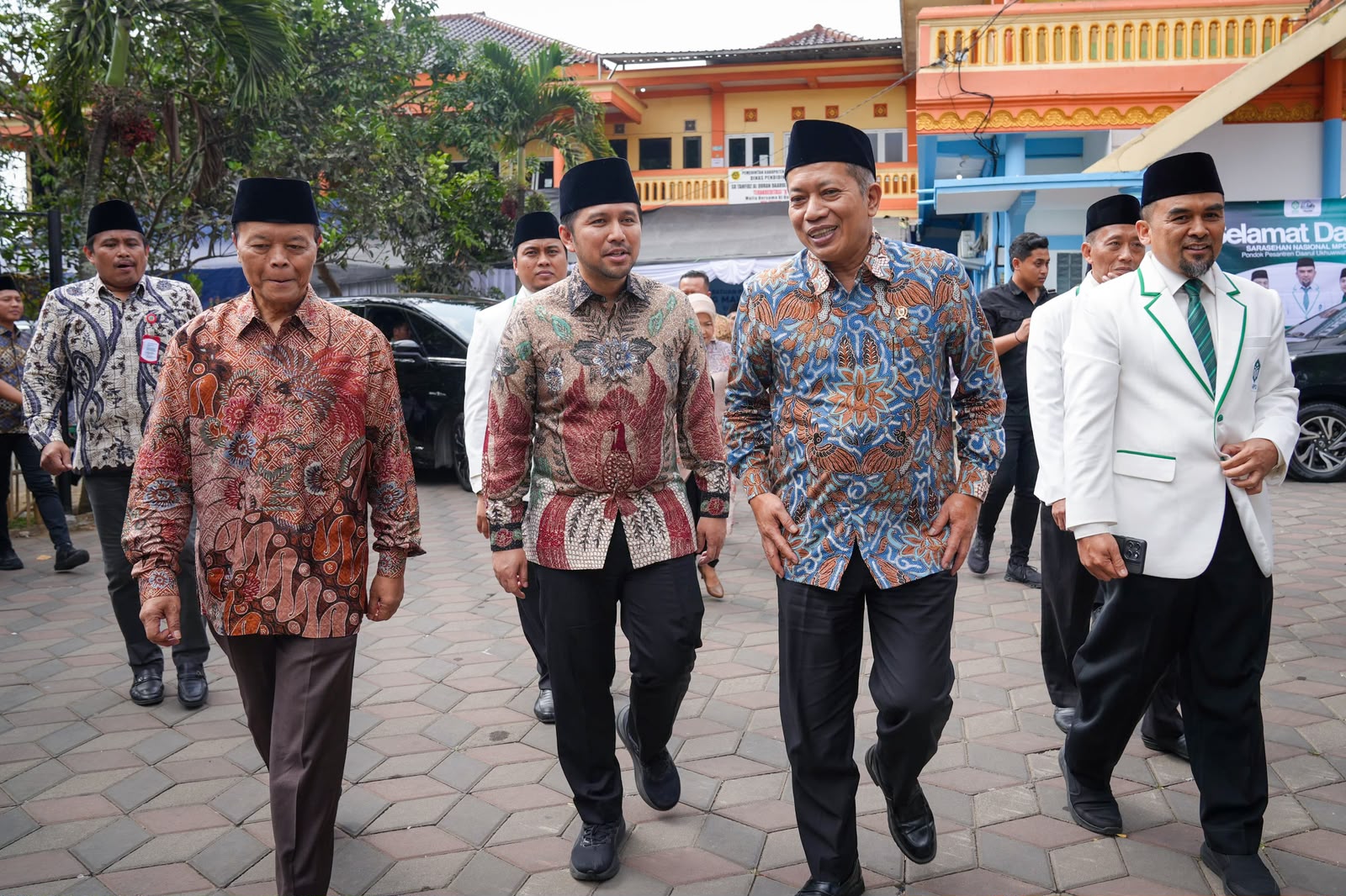 KABARKILAT Menkop: Kopontren Diproyeksikan Jadi Sumber Kekuatan Ekonomi Baru