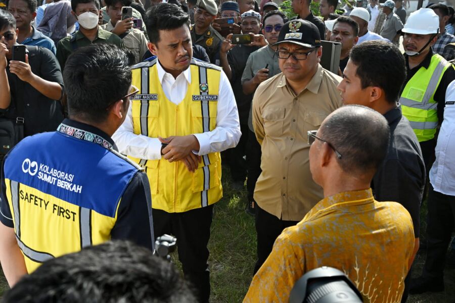 KABARKILAT Bobby Nasution Tinjau Jalan Rusak di Galang