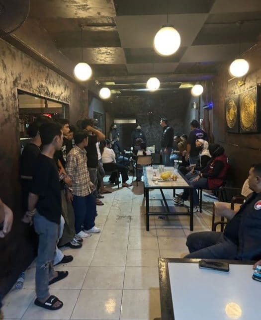 KABARKILAT Pesta Malam Berujung Penangkapan, 27 Pengunjung THM Positif Narkotika